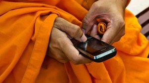 monk texting